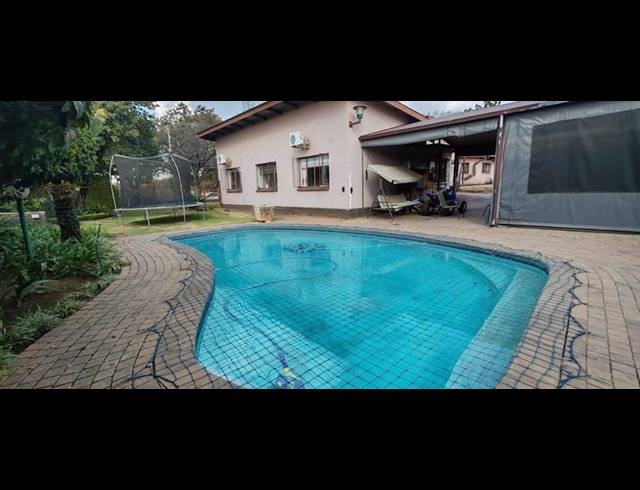 5 BEDROOM HOUSE FOR SALE IN PRETORIA GARDENS